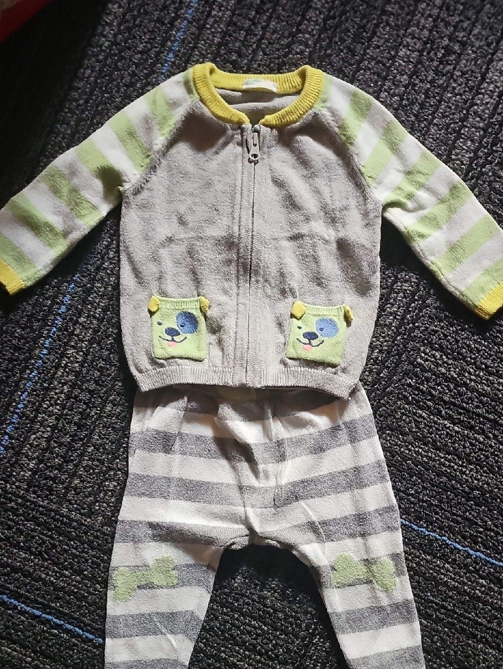 United Colors Of Benetton Green and Gray Striped Kids Matching Set